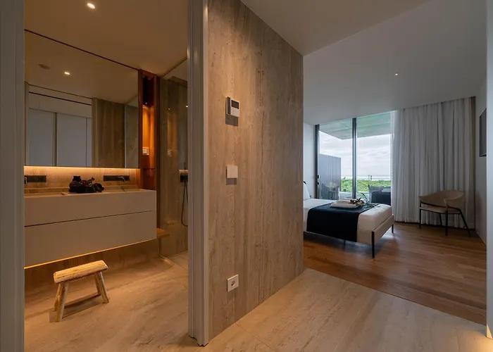 Savoy Monumentalis Va By Lm&ac Signature *