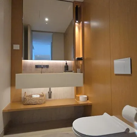 Savoy Monumentalis Va By Lm&ac Signature