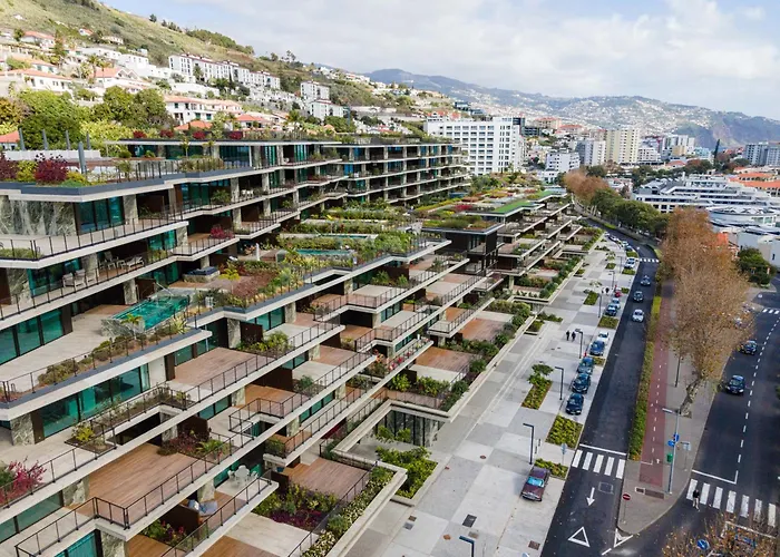 Savoy Monumentalis Va By Lm&ac Signature * Funchal (Madeira)
